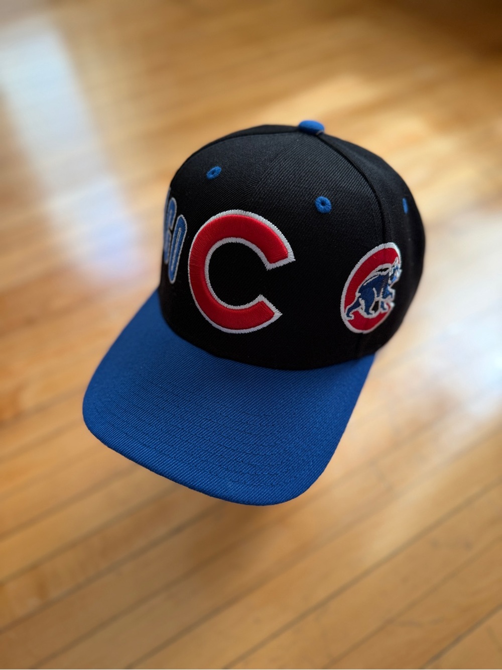 NWOT Mitchell & Ness Chicago Cubs Big C Over Bite Pro Crown Snapback Unisex OS